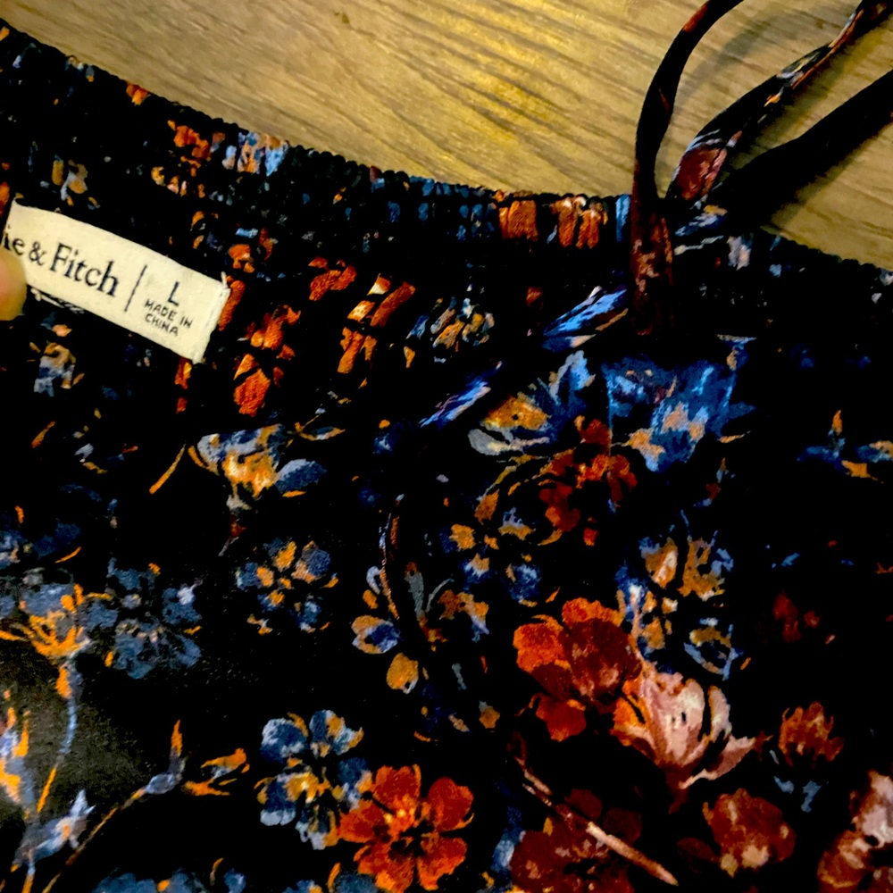 Abercrombie skirt set - Picture 4 of 5